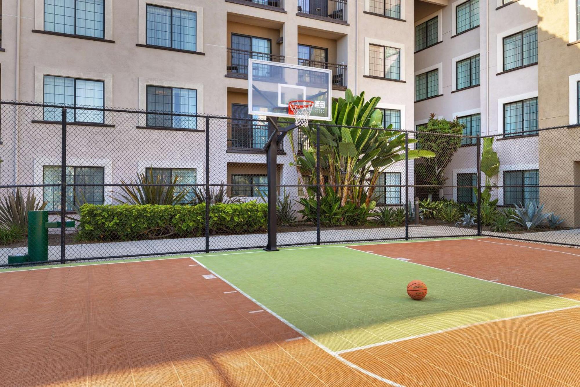Homewood Suites By Hilton San Diego Airport-Liberty Station מראה חיצוני תמונה