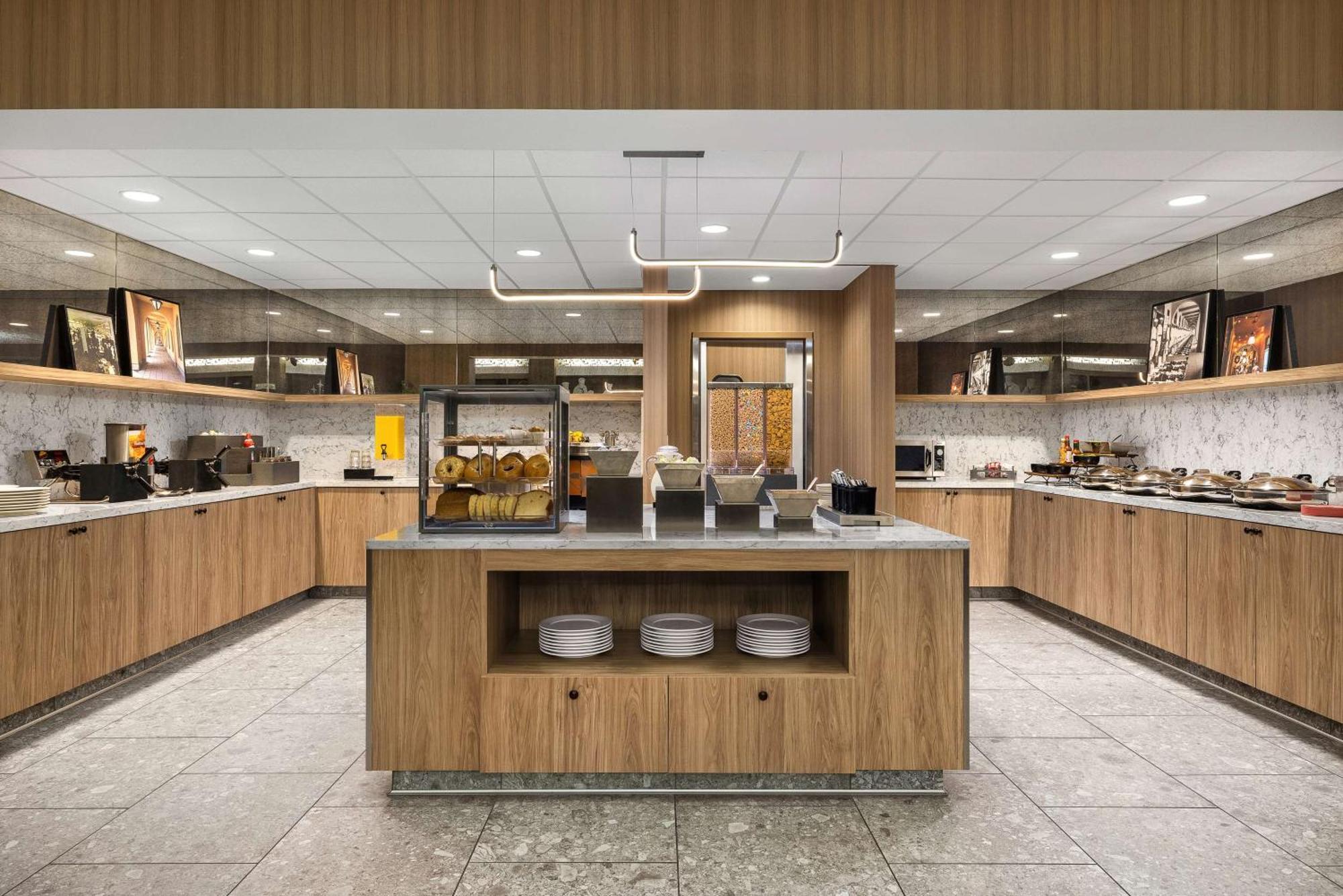 Homewood Suites By Hilton San Diego Airport-Liberty Station מראה חיצוני תמונה