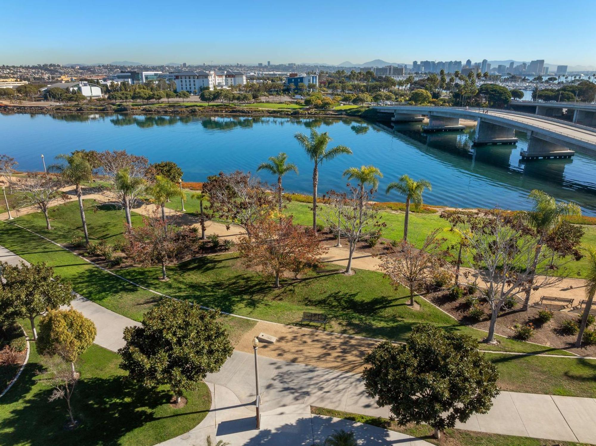 Homewood Suites By Hilton San Diego Airport-Liberty Station מראה חיצוני תמונה